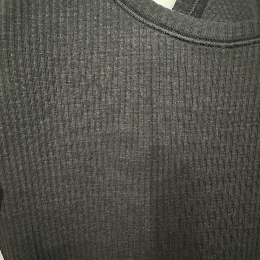 Lululemon Ebb to Street graphite Gray Ribbed Tank Top size 6 EUC built in bra - Picture 3 of 4